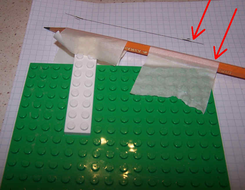 Con dei mattoncini di Lego mi costruisco una semplice dima che mi garantisce l’esatto angolo di innesto del bompresso.
